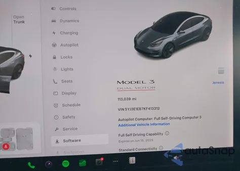 2019 Tesla Model 3 Long Range/Performance z USA, uszkodzony, nr VIN 5YJ3E1EB7KF413312